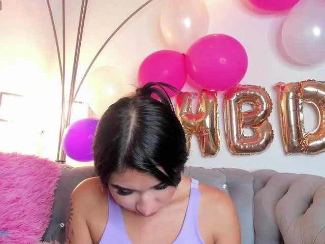 Live sex webcam photo for Zayyda #277820978