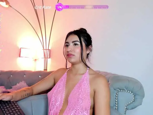 Live sex webcam photo for Zayyda #279332303