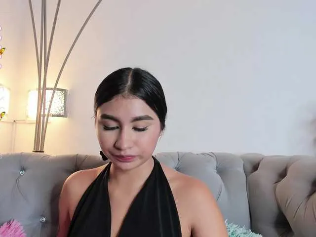 Live sex webcam photo for Zayyda #290187609