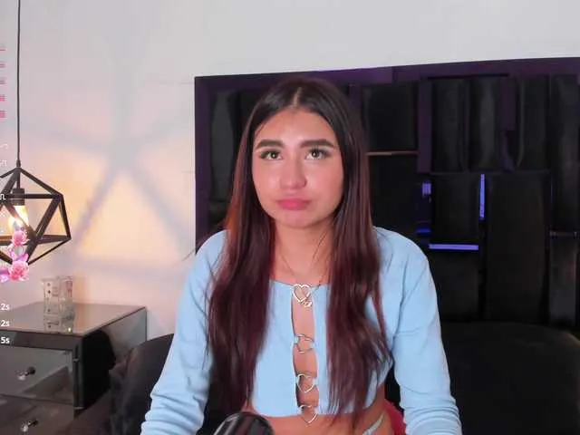 Live sex webcam photo for Zayyda #290502141