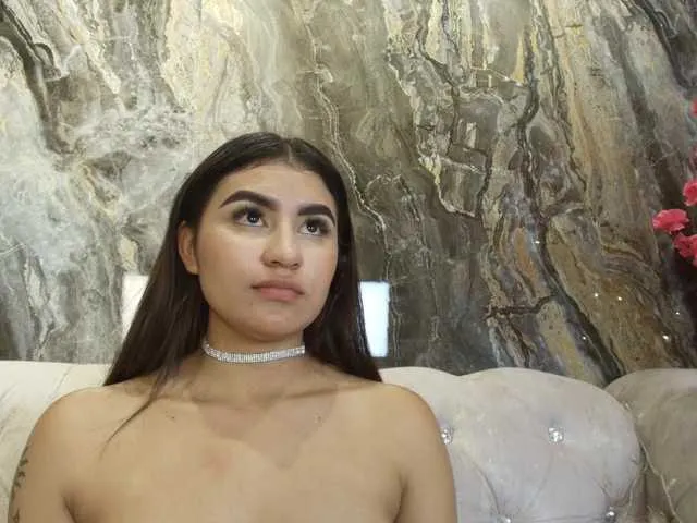 Live sex webcam photo for Zayyda #290817016