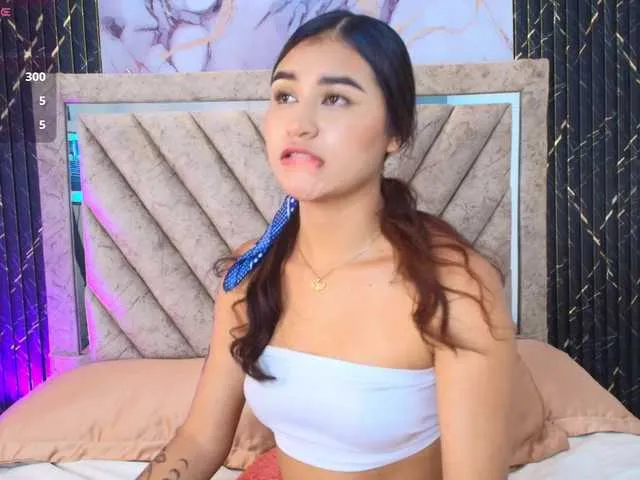 Live sex webcam photo for Zayyda #291348005