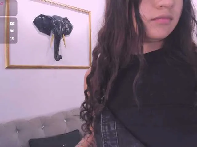 Live sex webcam photo for Zayyda #291708305