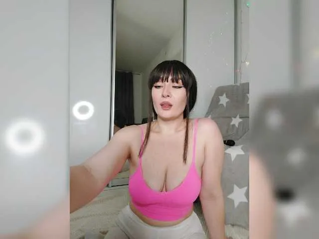 Live sex webcam photo for Zeeeme #288062188