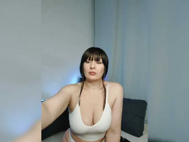 Live sex webcam photo for Zeeeme #288062196