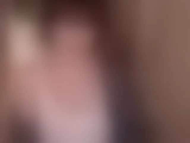 Live sex webcam photo for Zeeeme #294139485