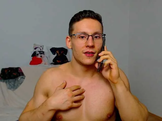 Live sex webcam photo for ZeinMiracles #291944456