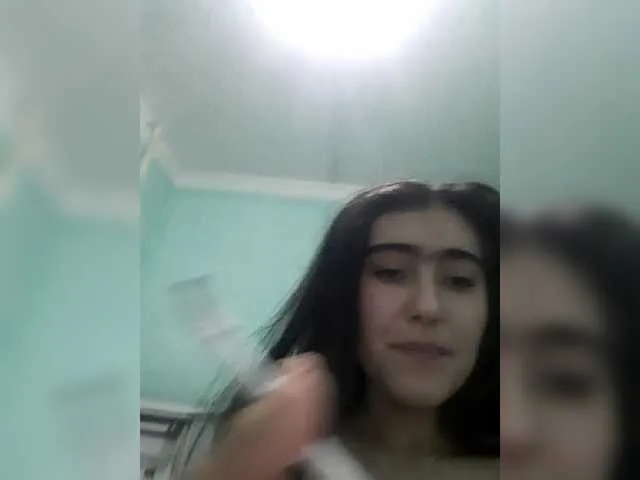 Live sex webcam photo for ZeleYxa #271996106