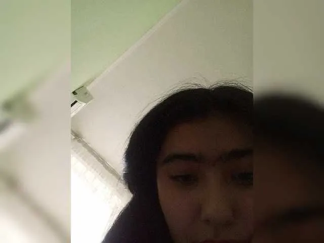 Live sex webcam photo for ZeleYxa #272250385