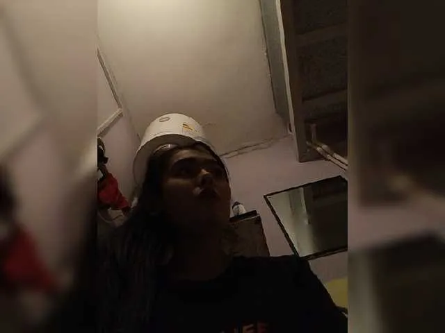 Live sex webcam photo for ZeleYxa #272360213