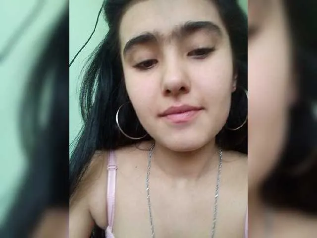 Live sex webcam photo for ZeleYxa #272395463