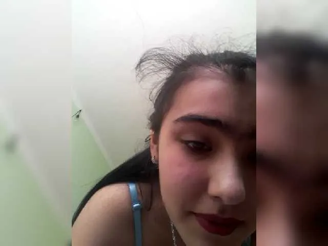 Live sex webcam photo for ZeleYxa #272486147