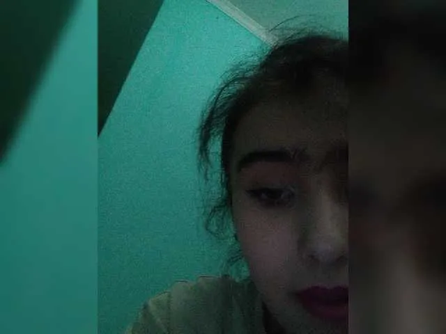 Live sex webcam photo for ZeleYxa #272653832