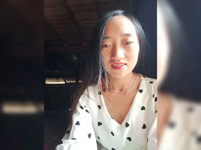 Live sex webcam photo for Zhan9 #278236387