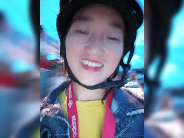 Live sex webcam photo for Zhan9 #278274686