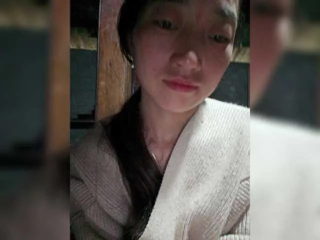 Live sex webcam photo for Zhan9 #279333830