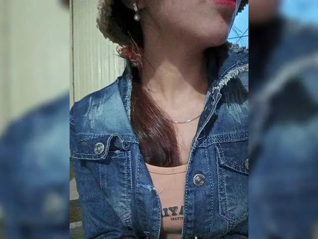 Live sex webcam photo for Zhan9 #288001663