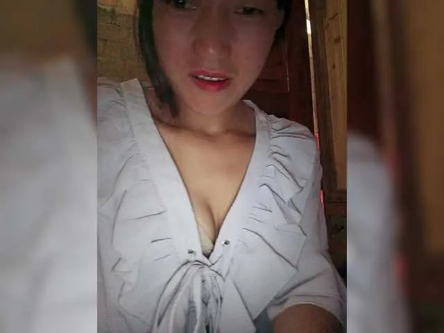 Live sex webcam photo for Zhan9 #288186602