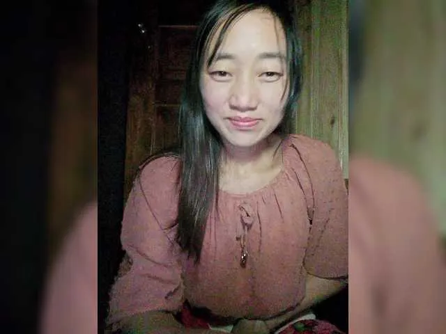 Live sex webcam photo for Zhan9 #289320278