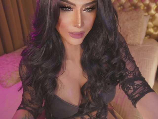 Live sex webcam photo for Zhavia-trans #274369585