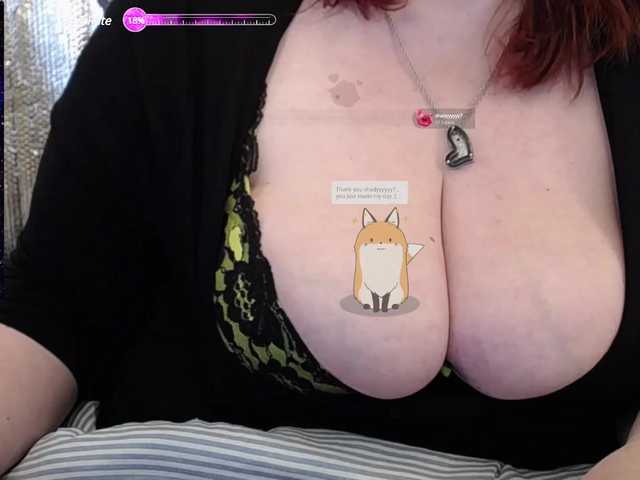 Live sex webcam photo for ZigglesJiggles #277275295