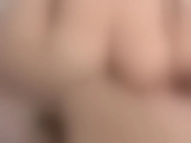 Live sex webcam photo for ZirinXXX #272051384