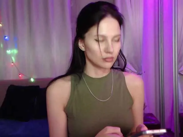 Live sex webcam photo for Zlata777 #277167197