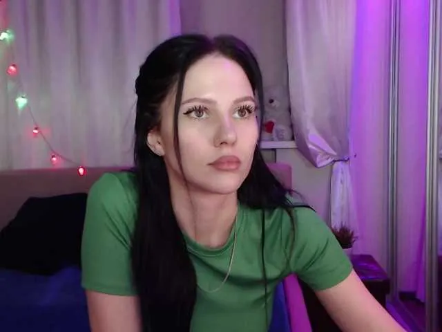 Live sex webcam photo for Zlata777 #277195950