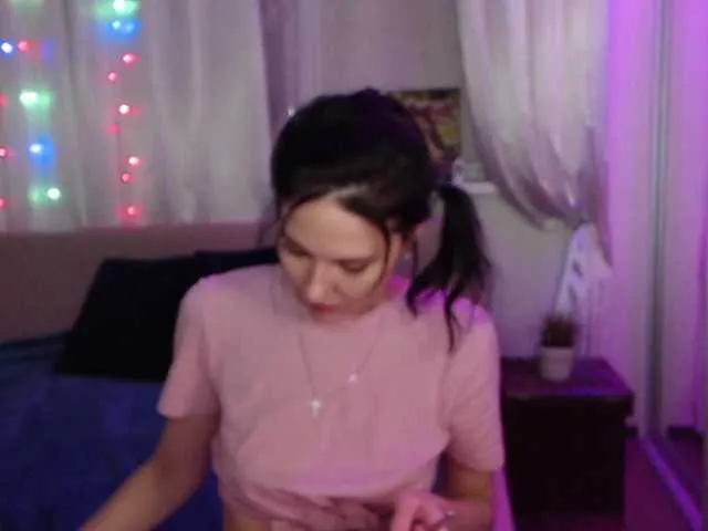 Live sex webcam photo for Zlata777 #292232271