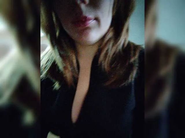 Live sex webcam photo for Zlatalata #276823214