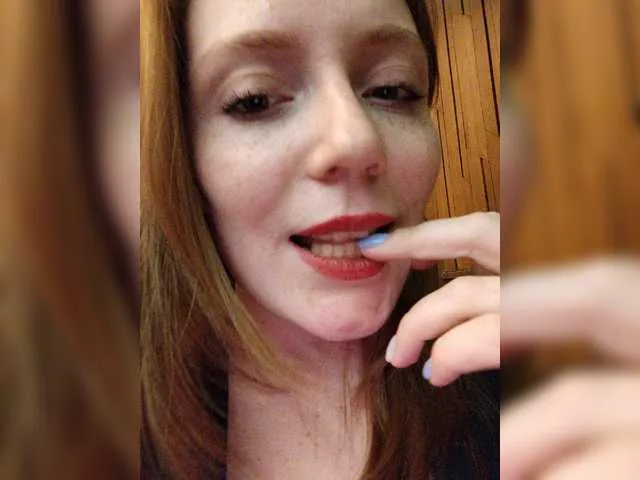 Live sex webcam photo for Zlatalata #276886581