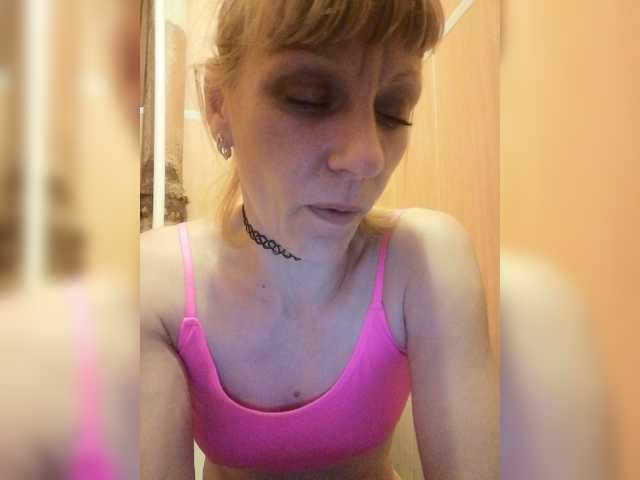 Live sex webcam photo for Zlykaa #274274661