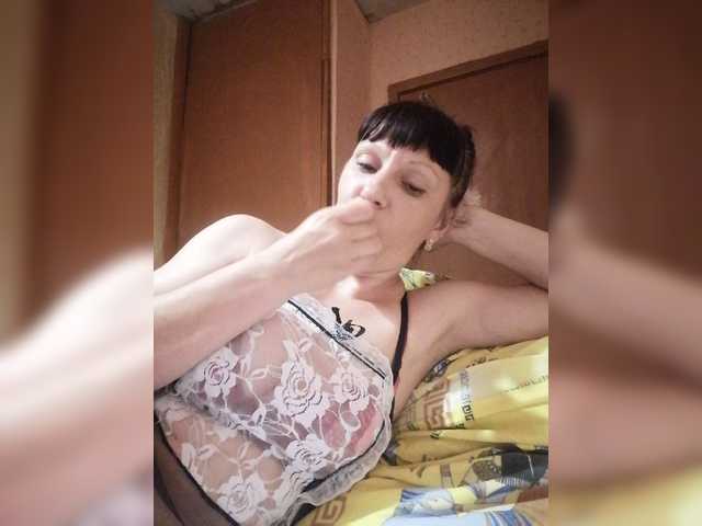 Live sex webcam photo for Zlykaa #275968633