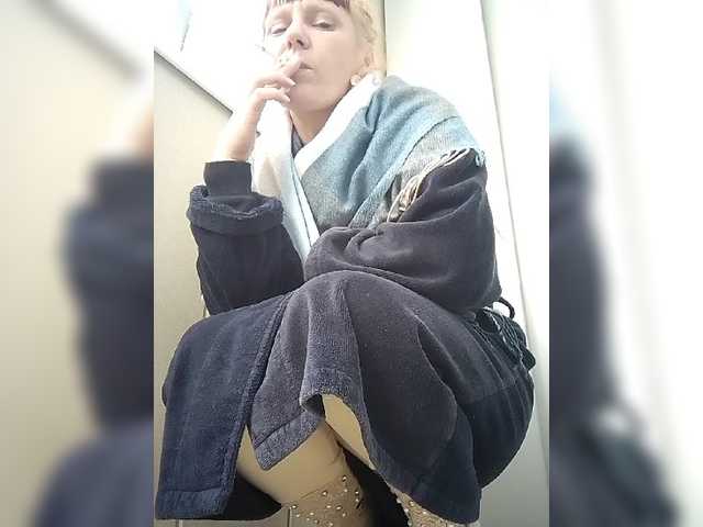 Live sex webcam photo for Zlykaa #276944881