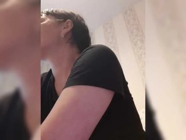 Live sex webcam photo for Zlykaa #291259283