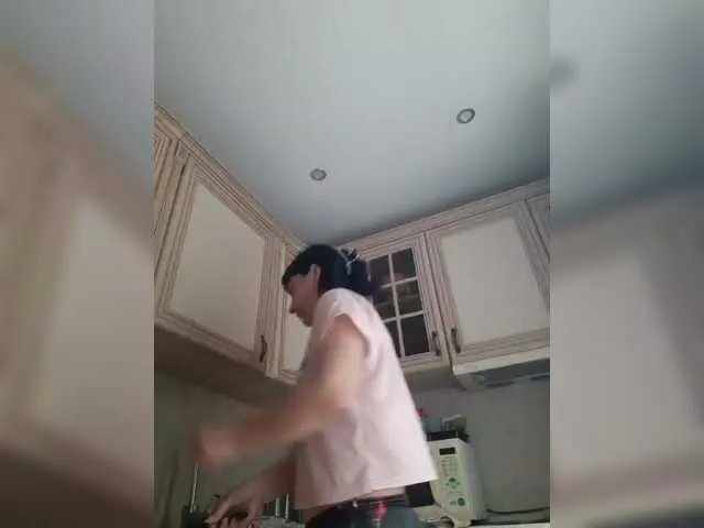 Live sex webcam photo for Zlykaa #292017246