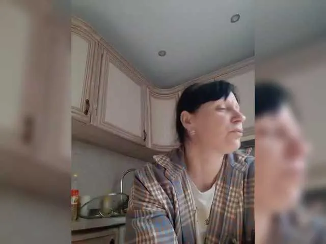 Live sex webcam photo for Zlykaa #292125565