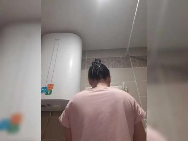 Live sex webcam photo for Zlykaa #292193162