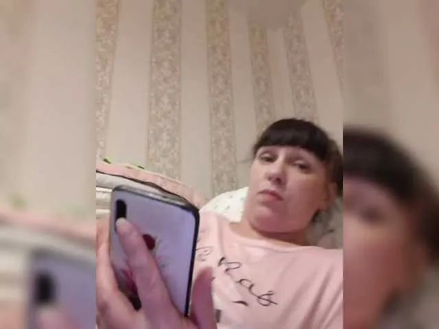 Live sex webcam photo for Zlykaa #292339792