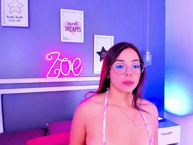 Live sex webcam photo for Zoe-Evans #276130004
