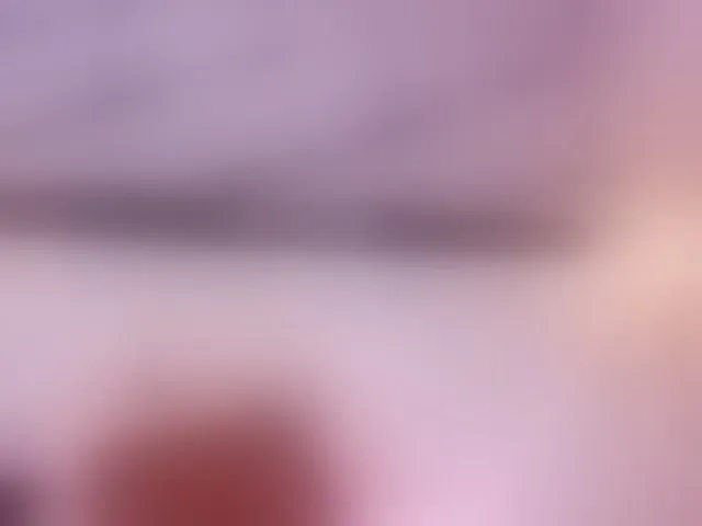 Live sex webcam photo for Zoe-Johnson #293048685