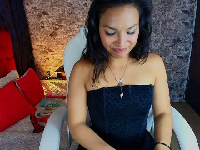 Live sex webcam photo for Zoe-rossi99 #278210110