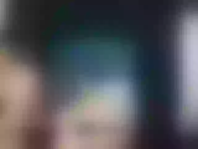 Live sex webcam photo for ZoeAndAdam #277742733