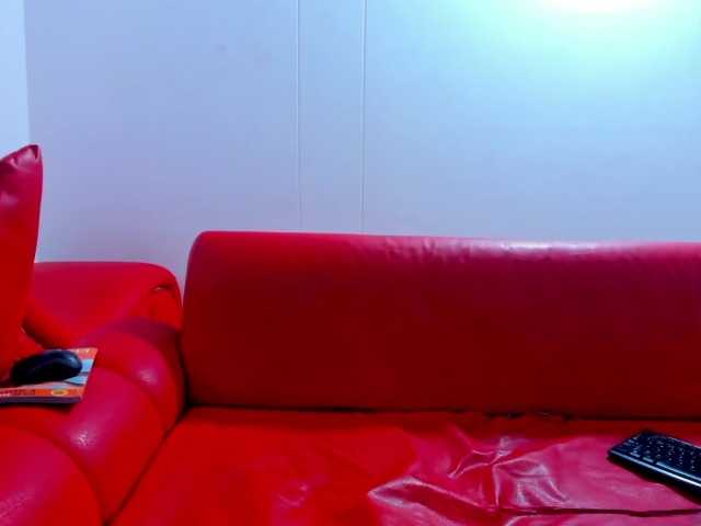 Live sex webcam photo for ZoeBounce #276952795