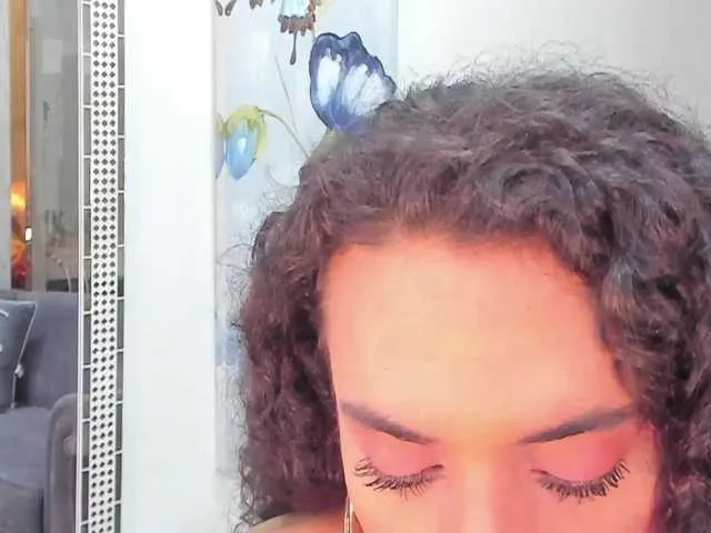 Live sex webcam photo for ZoeBrunetter #274178613