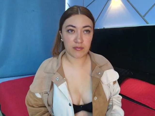 Live sex webcam photo for ZoeClarck #293674563