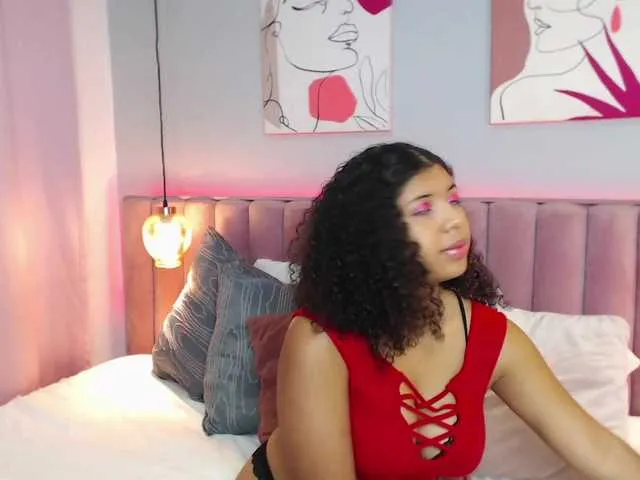 Live sex webcam photo for ZoeEvans #274077842