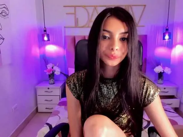 Live sex webcam photo for ZoeHill #272243225
