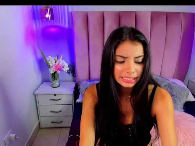 Live sex webcam photo for ZoeHill #273119194