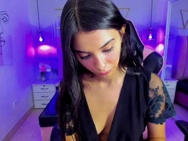 Live sex webcam photo for ZoeHill #273502747